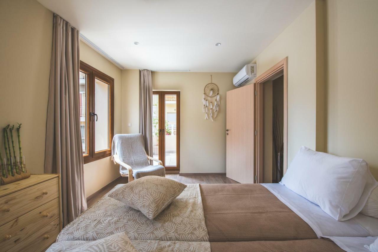 Stone House Near Acropolis - Living Stone Diamond Apartment เอเธนส์ ภายนอก รูปภาพ