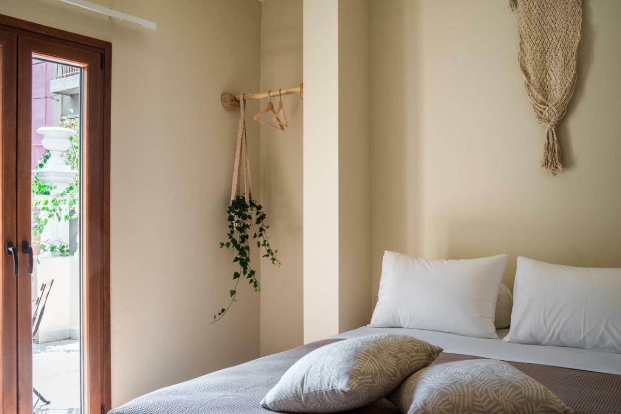 Stone House Near Acropolis - Living Stone Diamond Apartment เอเธนส์ ภายนอก รูปภาพ