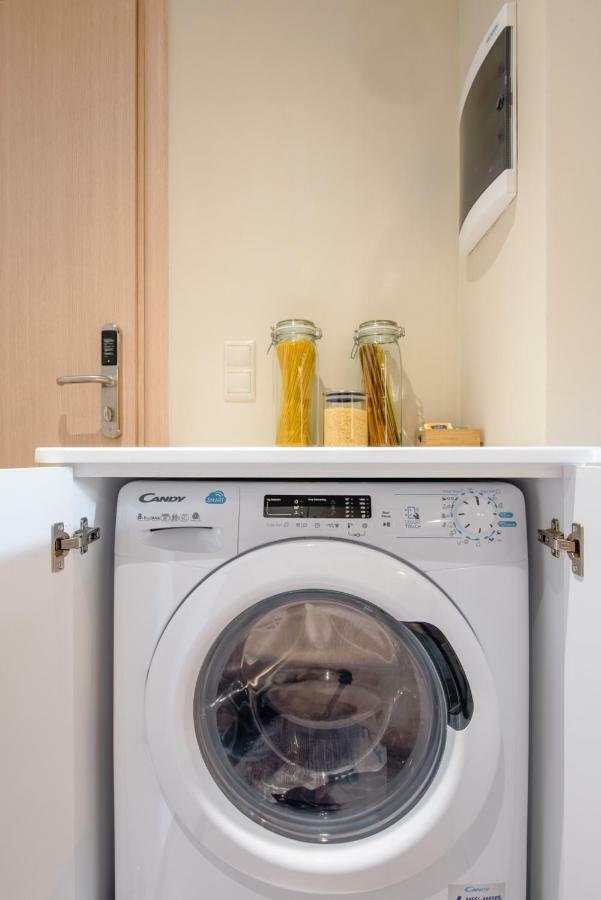 Stone House Near Acropolis - Living Stone Diamond Apartment เอเธนส์ ภายนอก รูปภาพ